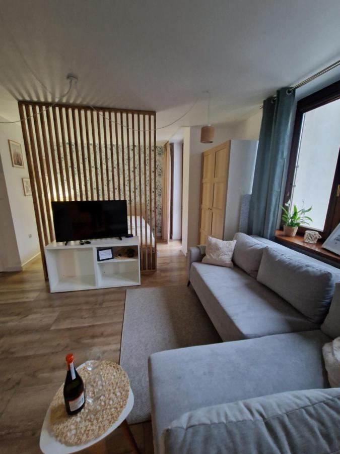Vizzit Us Twarda Apartament